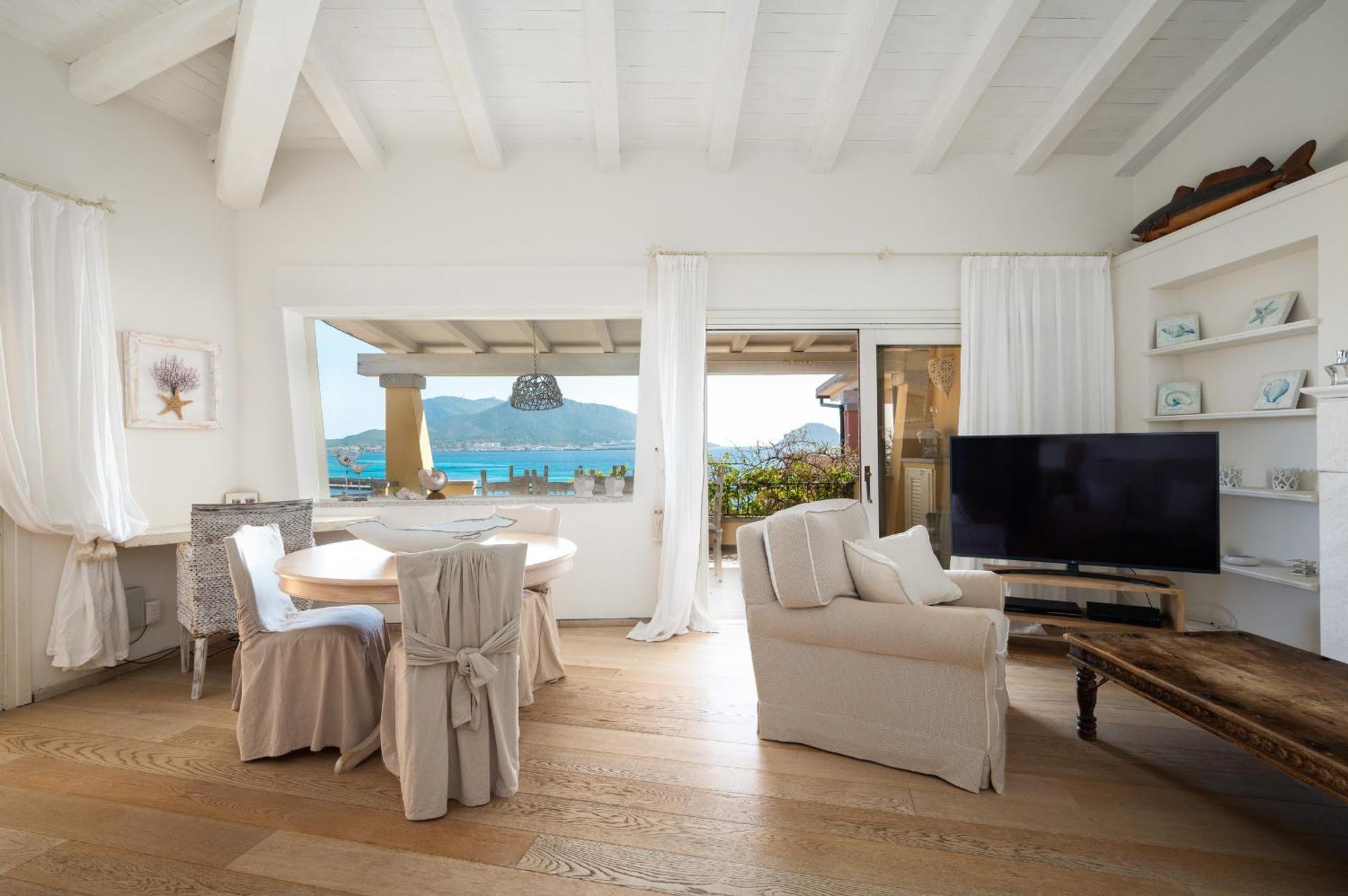 S'Abba Seafront Apartments - Your House In Sardinia Golfo Aranci Bagian luar foto