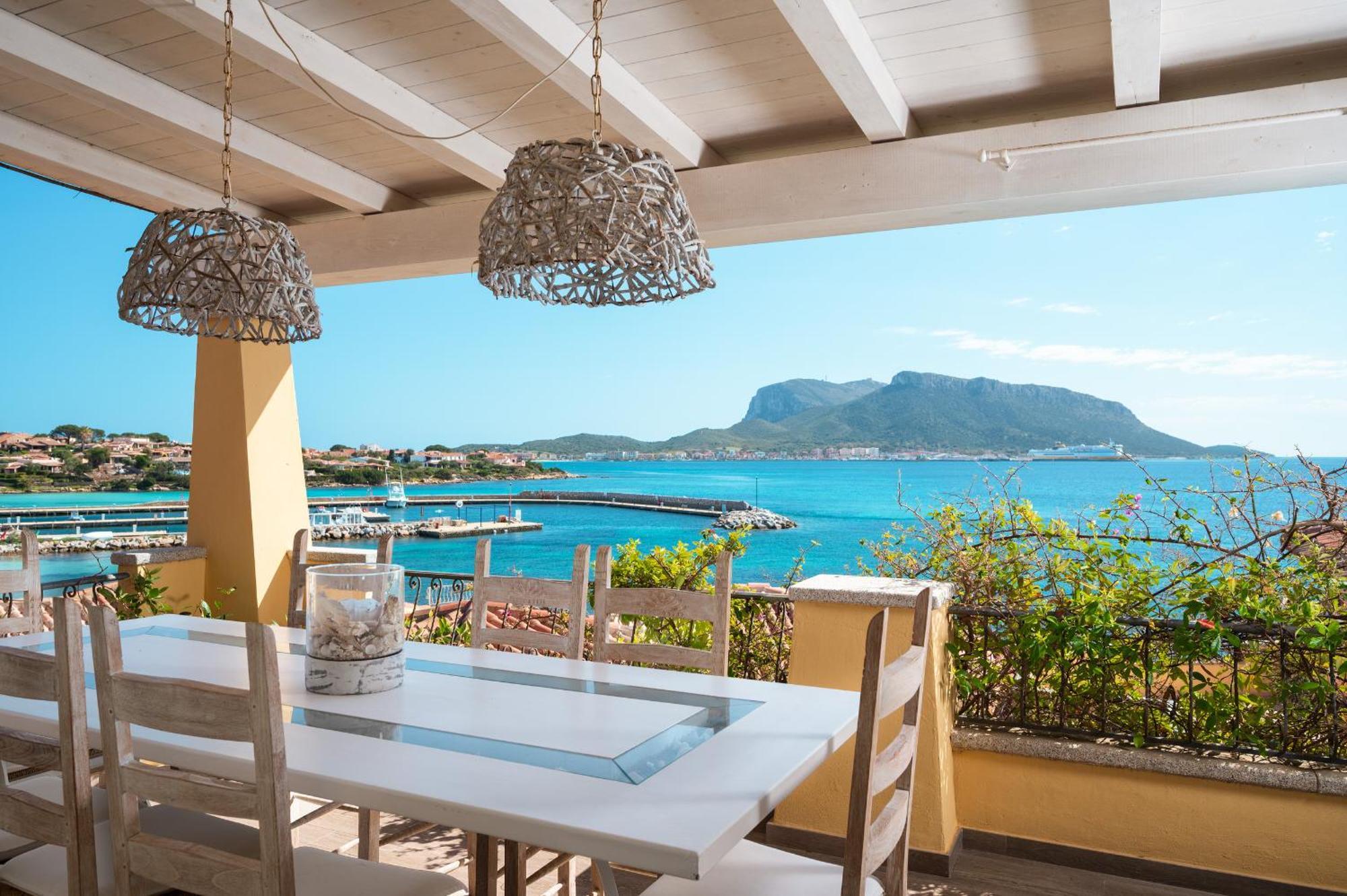 S'Abba Seafront Apartments - Your House In Sardinia Golfo Aranci Bagian luar foto